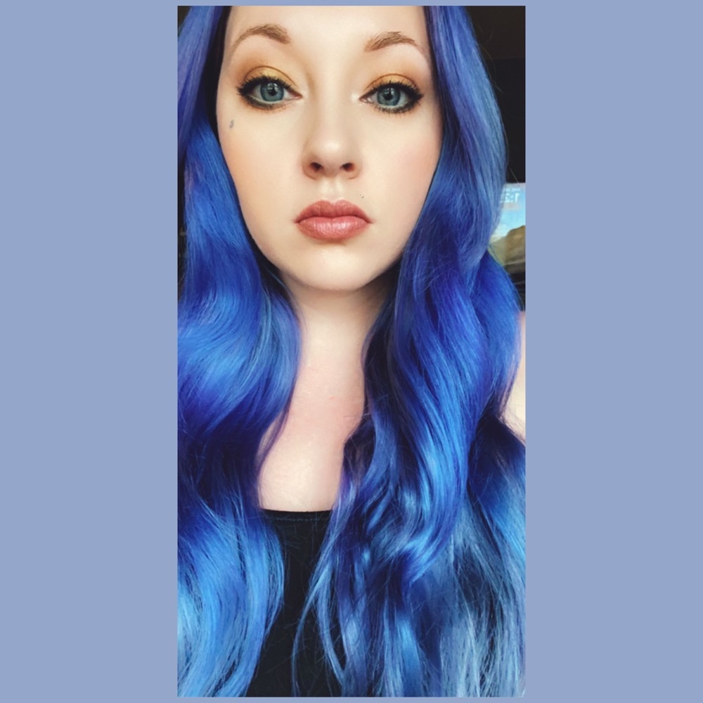 Meet your Posher, Antoinette